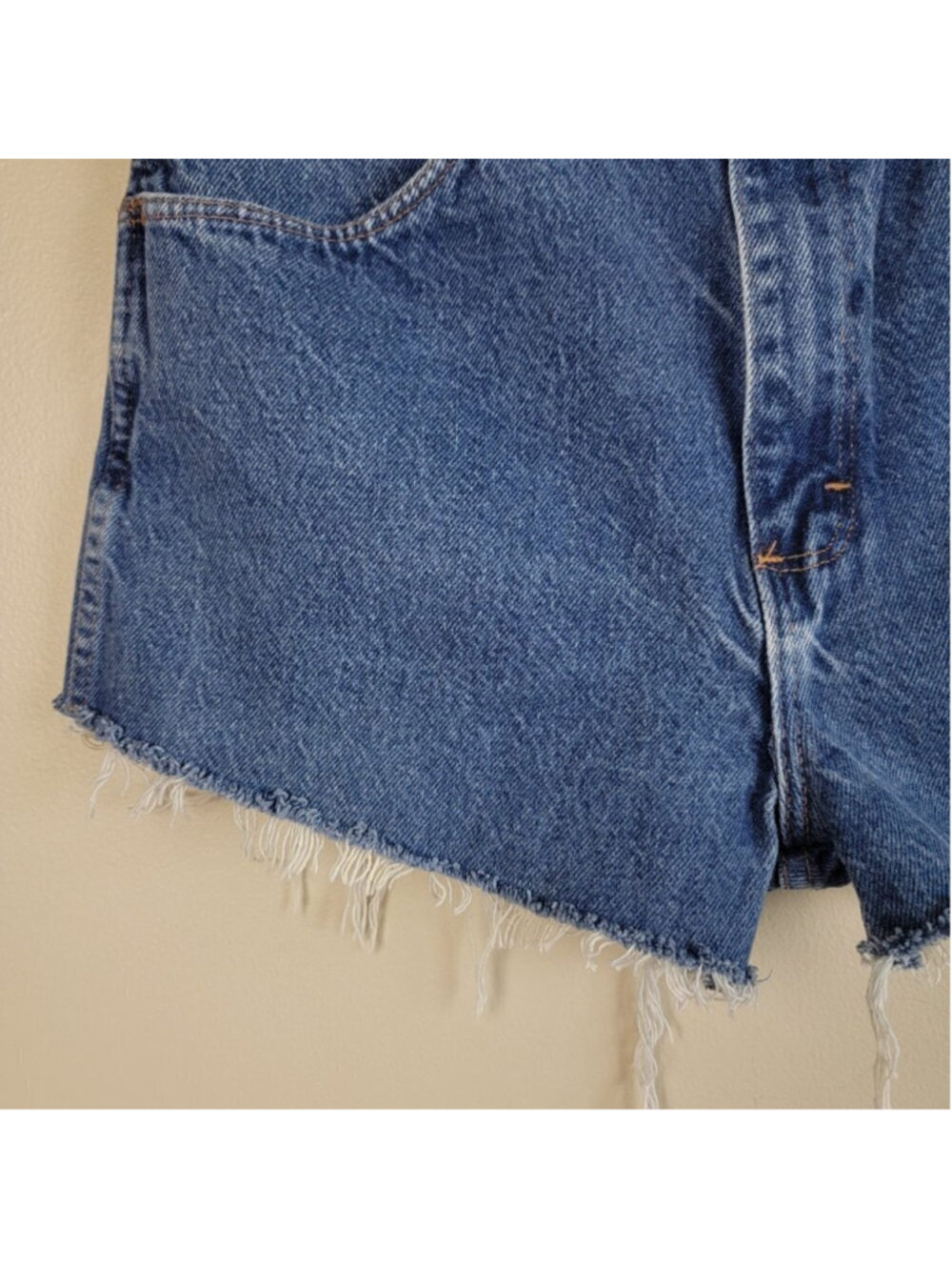 Vintage Rustler Cutoff High Rise Medium Blue Frayed Jean Mom Relaxed Shorts 2 4 - Picture 6 of 11